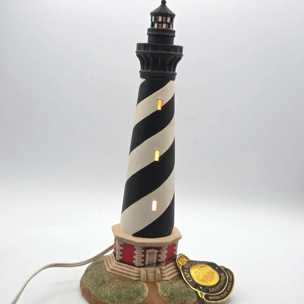Lefton Cape Hatteras NC Porcelain Lighted Historic Lighthouse 1993 Nautical